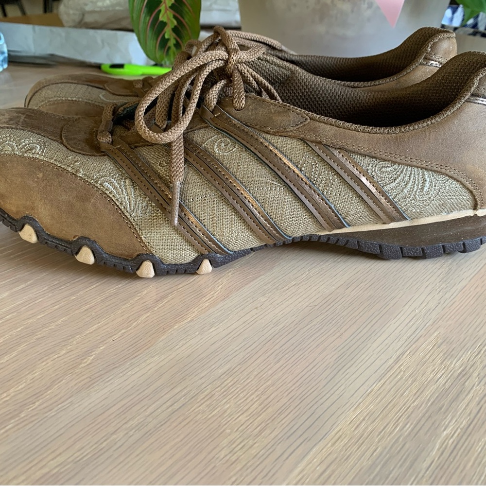 Skechers USA WOMEN’s Size 11 - Picture 2 of 3